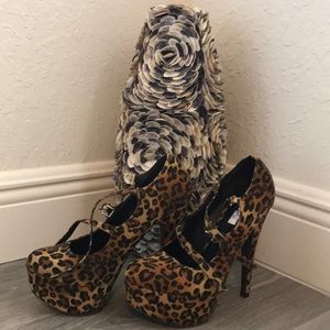 Cheetah Platform Heels !